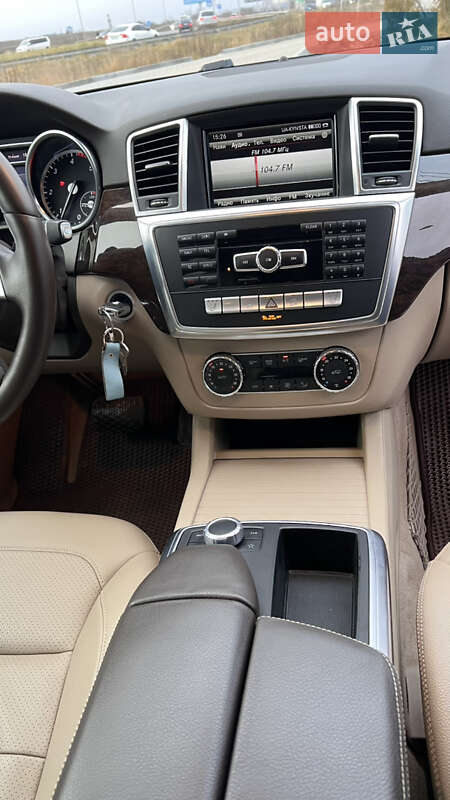 Внедорожник / Кроссовер Mercedes-Benz M-Class 2012 в Львове