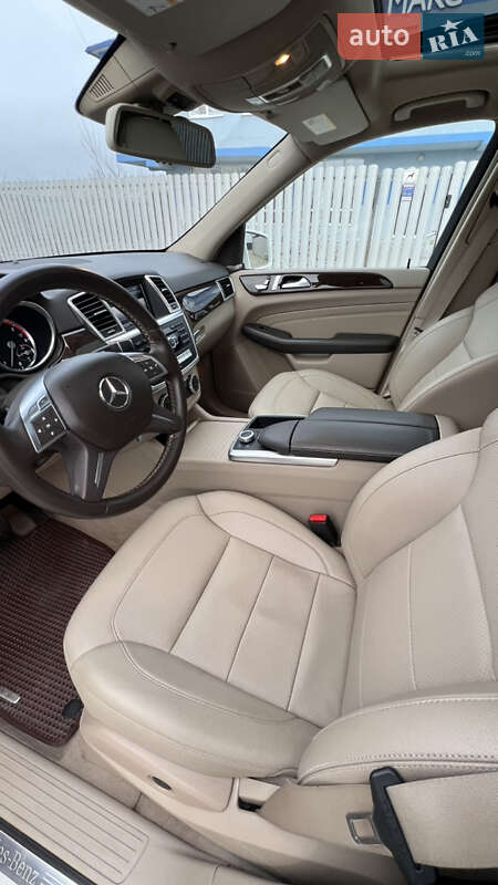 Внедорожник / Кроссовер Mercedes-Benz M-Class 2012 в Львове