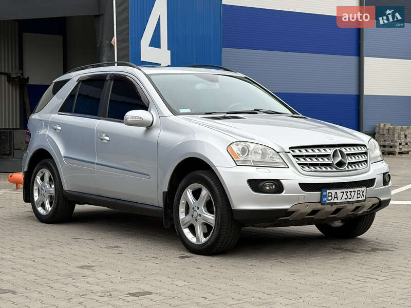 Mercedes-Benz M-Class 2008 Mercedes-Benz M-Class 2008