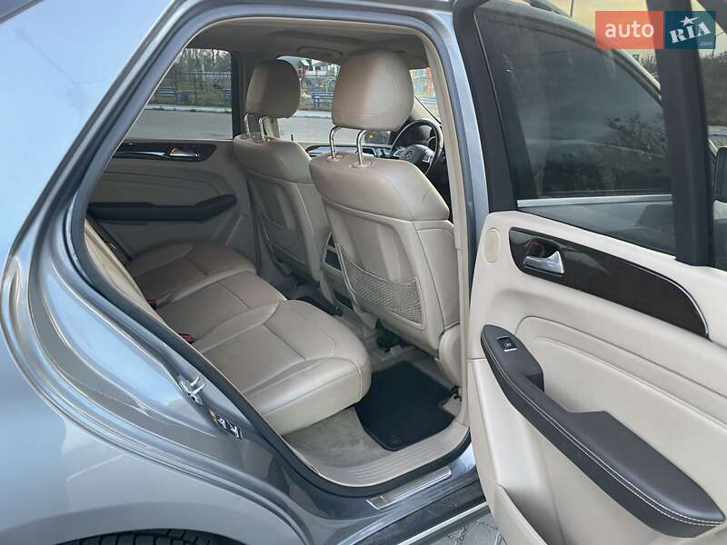 Внедорожник / Кроссовер Mercedes-Benz M-Class 2013 в Шишаки фото 25 Внедорожник / Кроссовер Mercedes-Benz M-Class 2013 в Шишаки