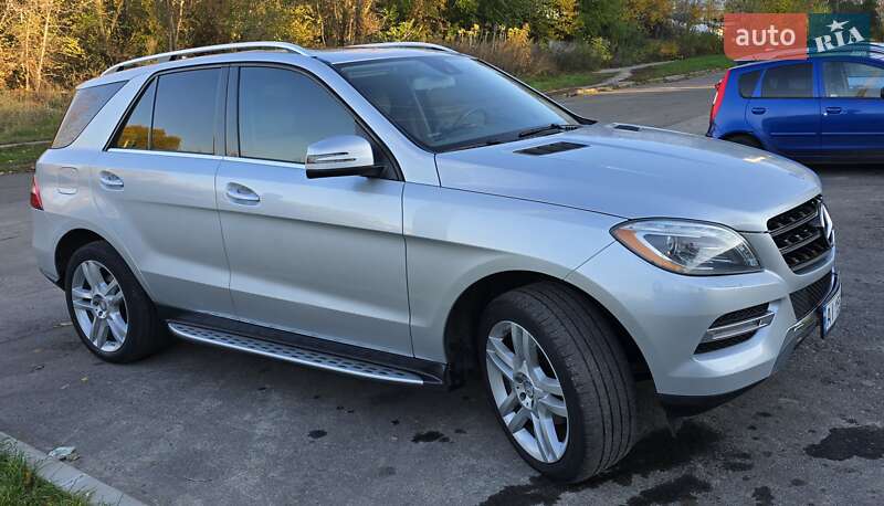 Mercedes-Benz M-Class 2013 Mercedes-Benz M-Class 2013