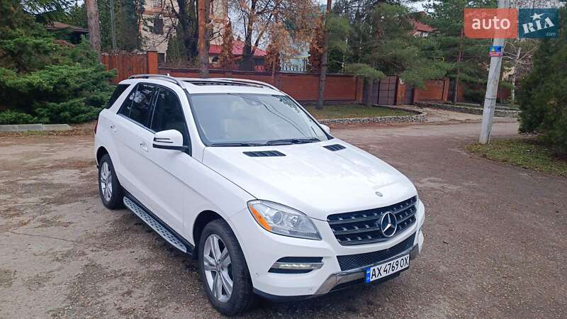 Mercedes-Benz M-Class 2013 Mercedes-Benz M-Class 2013