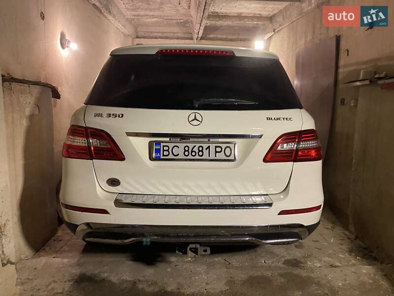 Внедорожник / Кроссовер Mercedes-Benz M-Class 2013 в Львове фото Внедорожник / Кроссовер Mercedes-Benz M-Class 2013 в Львове