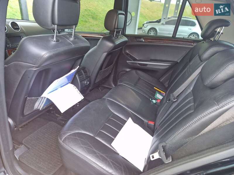 Внедорожник / Кроссовер Mercedes-Benz M-Class 2006 в Днепре