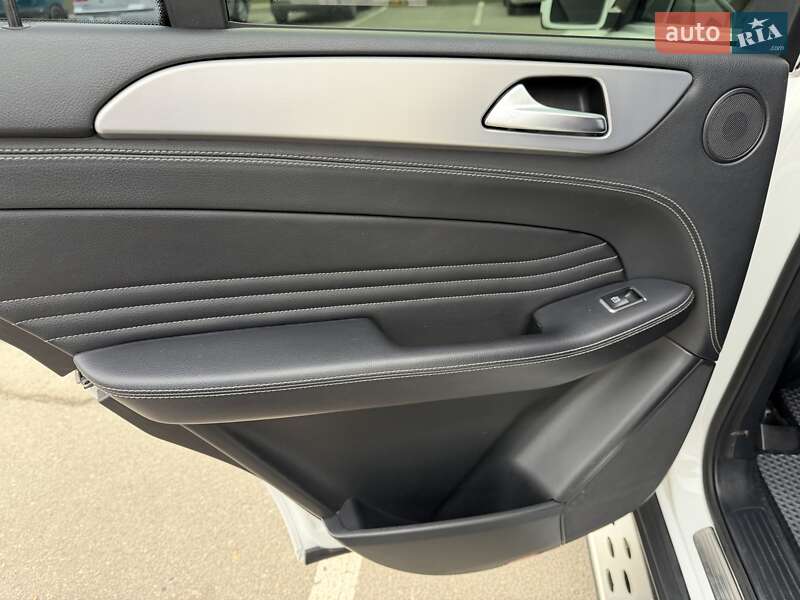 Внедорожник / Кроссовер Mercedes-Benz M-Class 2013 в Днепре фото 14 Внедорожник / Кроссовер Mercedes-Benz M-Class 2013 в Днепре