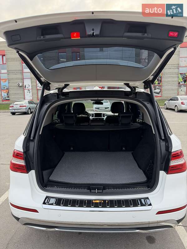 Внедорожник / Кроссовер Mercedes-Benz M-Class 2013 в Днепре фото 20 Внедорожник / Кроссовер Mercedes-Benz M-Class 2013 в Днепре
