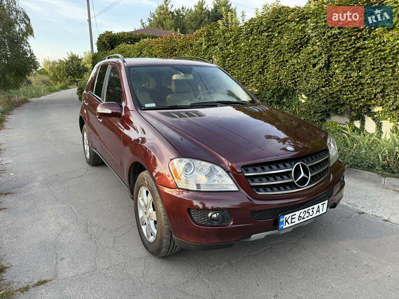 Mercedes-Benz M-Class 2007 Mercedes-Benz M-Class 2007