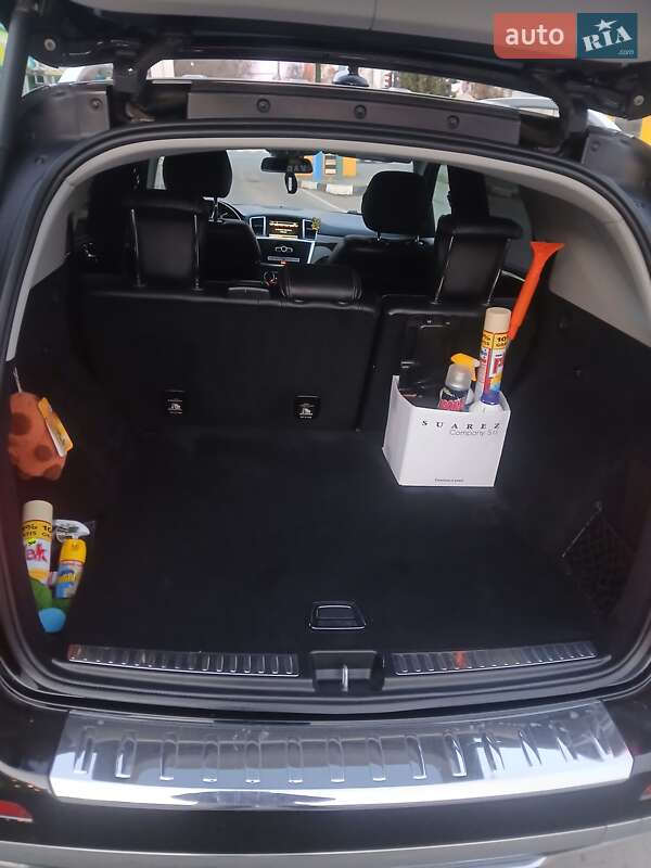 Внедорожник / Кроссовер Mercedes-Benz M-Class 2012 в Хмельницком