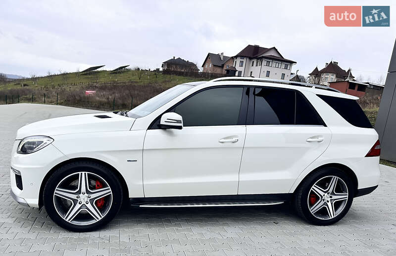 Внедорожник / Кроссовер Mercedes-Benz M-Class 2012 в Черновцах