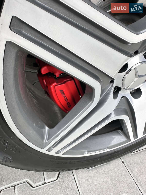 Внедорожник / Кроссовер Mercedes-Benz M-Class 2012 в Черновцах