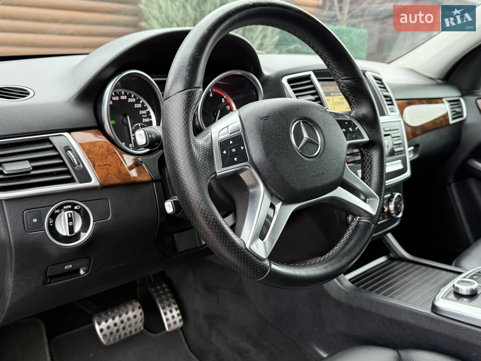 2011 Mercedes-Benz M-klasse - мініатюра 51
