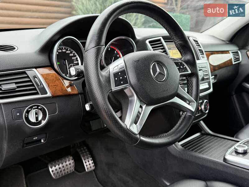 Внедорожник / Кроссовер Mercedes-Benz M-Class 2011 в Киеве фото 51 Внедорожник / Кроссовер Mercedes-Benz M-Class 2011 в Киеве