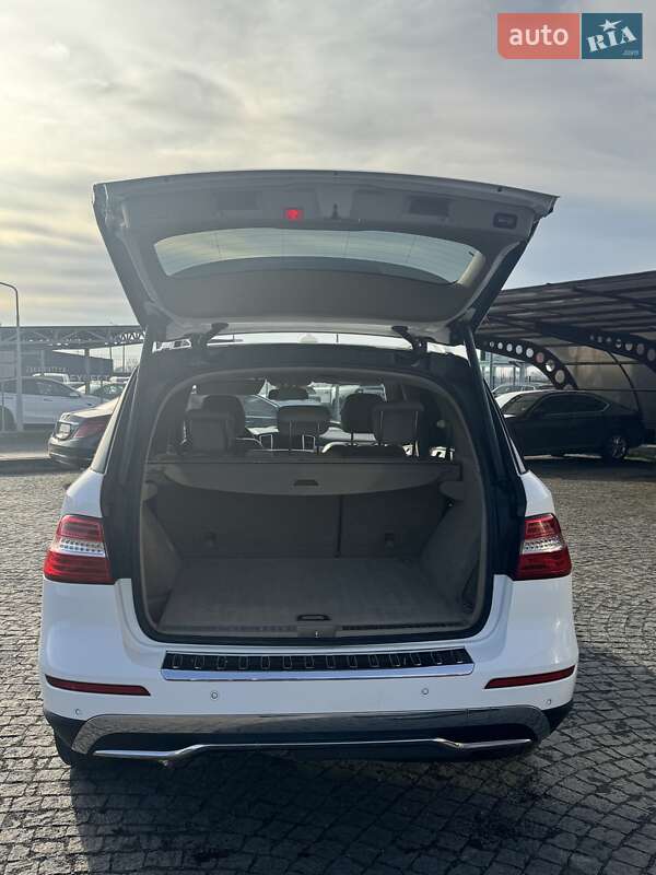 Внедорожник / Кроссовер Mercedes-Benz M-Class 2013 в Мукачево