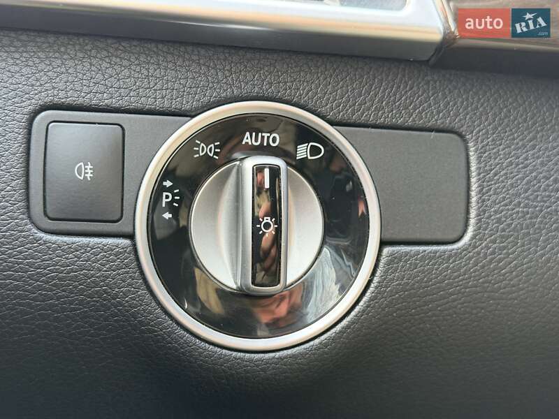 Внедорожник / Кроссовер Mercedes-Benz M-Class 2015 в Луцке