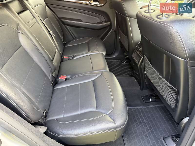 Внедорожник / Кроссовер Mercedes-Benz M-Class 2015 в Луцке