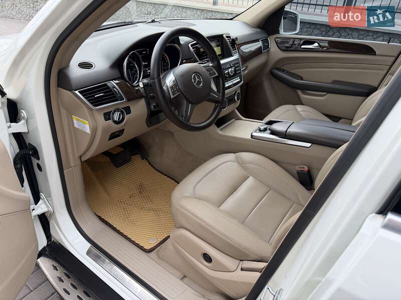 Позашляховик / Кросовер Mercedes-Benz M-Class 2011 в Білій Церкві