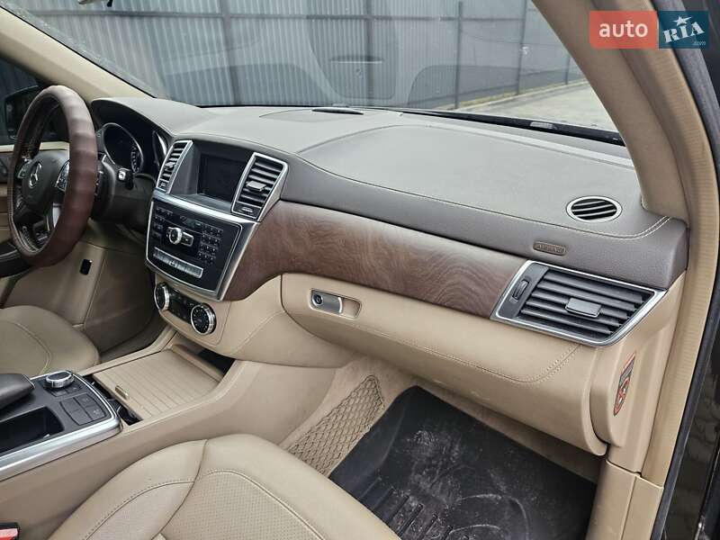 Внедорожник / Кроссовер Mercedes-Benz M-Class 2013 в Тернополе фото 25 Внедорожник / Кроссовер Mercedes-Benz M-Class 2013 в Тернополе