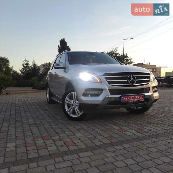 Внедорожник / Кроссовер Mercedes-Benz M-Class 2012 в Нововолынске