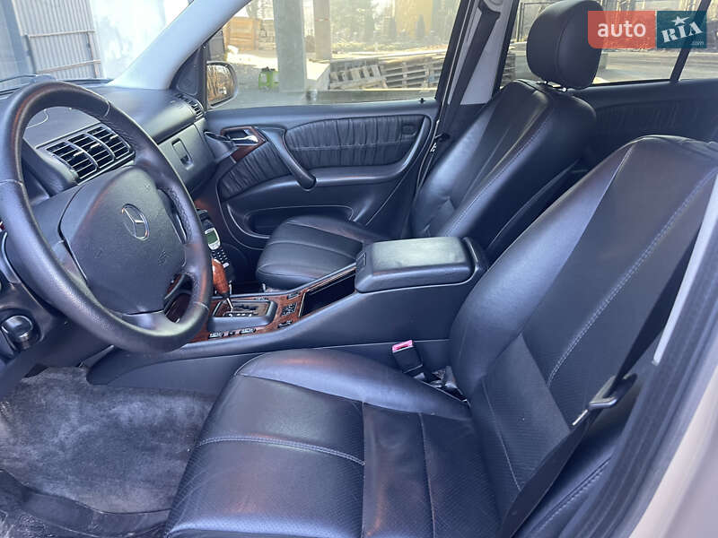 Внедорожник / Кроссовер Mercedes-Benz M-Class 2002 в Львове