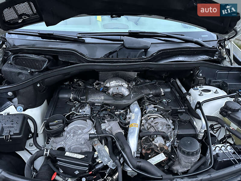 Внедорожник / Кроссовер Mercedes-Benz M-Class 2010 в Львове