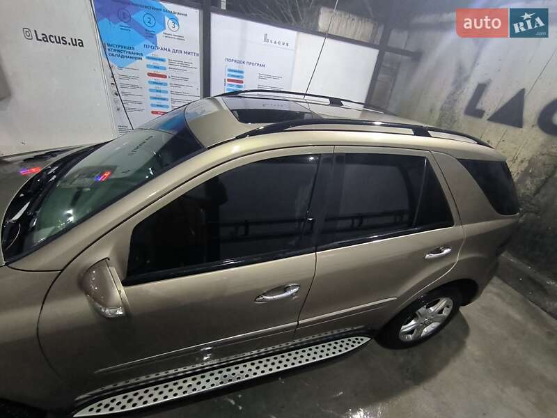 Внедорожник / Кроссовер Mercedes-Benz M-Class 2008 в Киеве