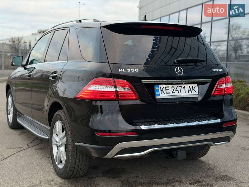 Позашляховик / Кросовер Mercedes-Benz M-Class 2012 в Дніпрі фото 10 Позашляховик / Кросовер Mercedes-Benz M-Class 2012 в Дніпрі