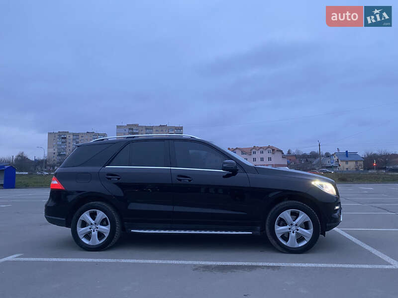 Внедорожник / Кроссовер Mercedes-Benz M-Class 2012 в Каменец-Подольском