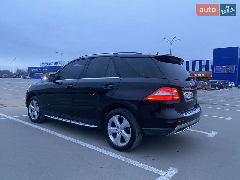 Внедорожник / Кроссовер Mercedes-Benz M-Class 2012 в Каменец-Подольском