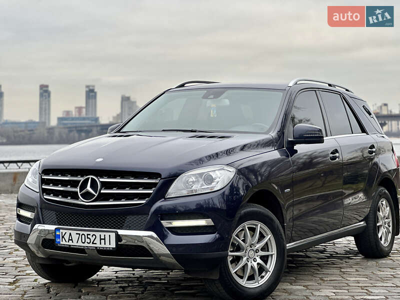 Mercedes-Benz M-Class 2012