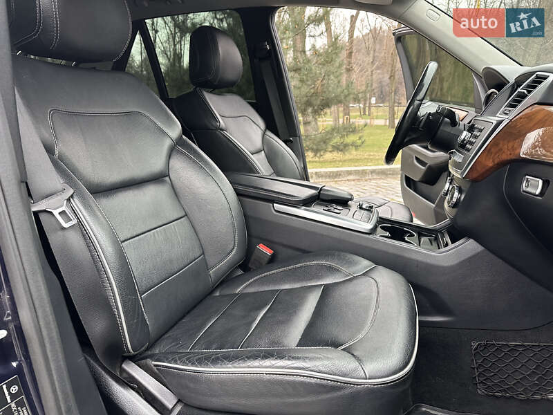 Внедорожник / Кроссовер Mercedes-Benz M-Class 2012 в Киеве фото 36 Внедорожник / Кроссовер Mercedes-Benz M-Class 2012 в Киеве