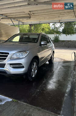 Внедорожник / Кроссовер Mercedes-Benz M-Class 2013 в Львове