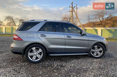 Внедорожник / Кроссовер Mercedes-Benz M-Class 2013 в Ужгороде