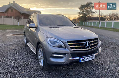 Внедорожник / Кроссовер Mercedes-Benz M-Class 2013 в Ужгороде