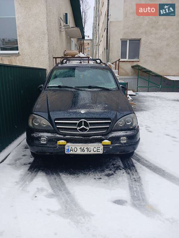 Позашляховик / Кросовер Mercedes-Benz M-Class 2003 в Івано-Франківську