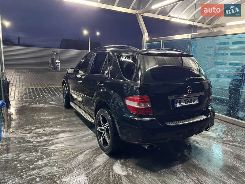 Позашляховик / Кросовер Mercedes-Benz M-Class 2006 в Миколаєві