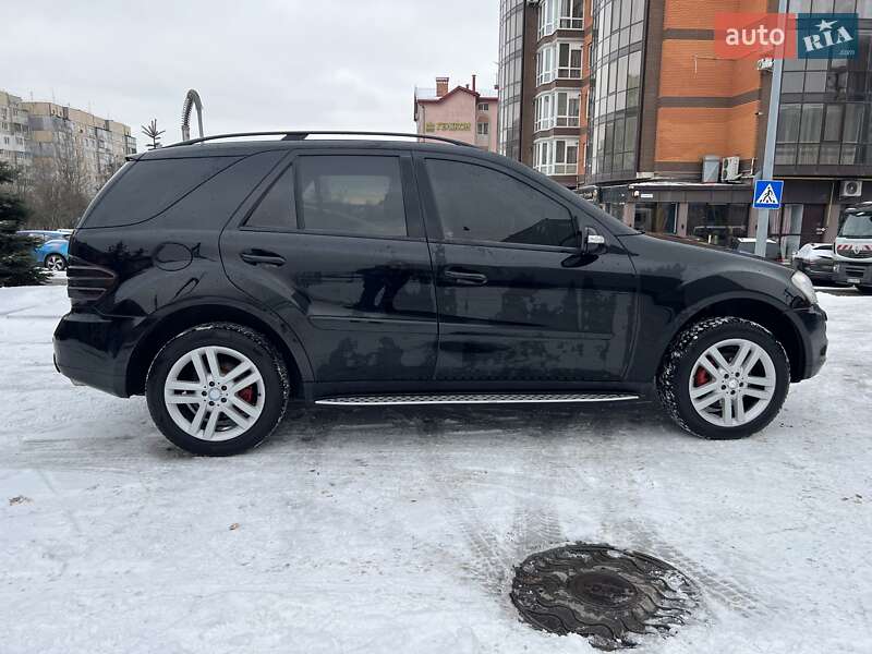 Позашляховик / Кросовер Mercedes-Benz M-Class 2005 в Львові фото 8 Позашляховик / Кросовер Mercedes-Benz M-Class 2005 в Львові