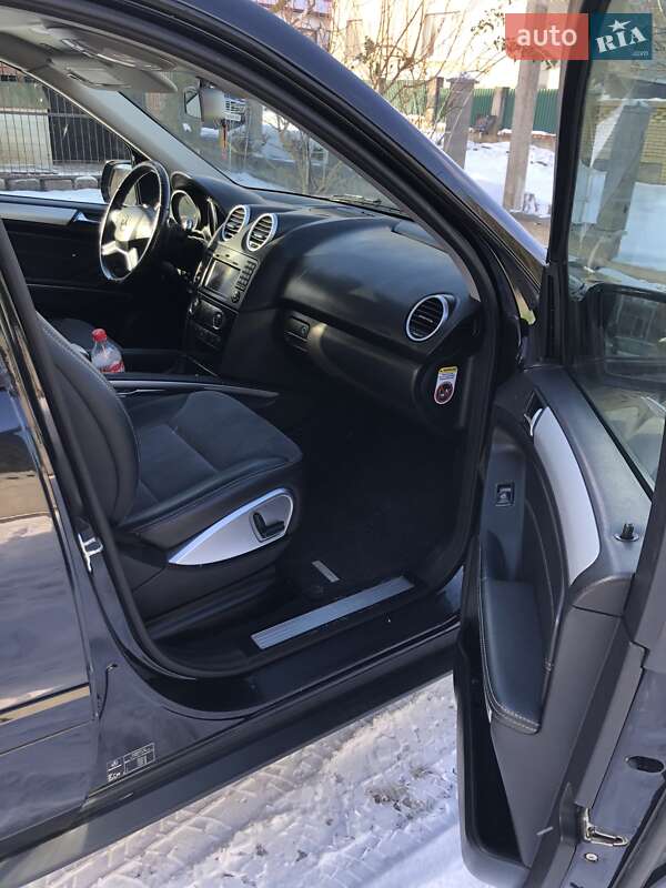 Позашляховик / Кросовер Mercedes-Benz M-Class 2008 в Заставній