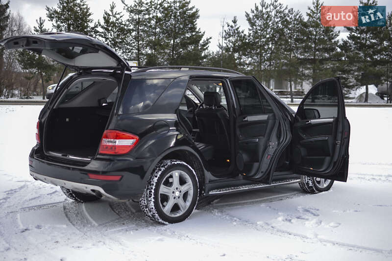 Позашляховик / Кросовер Mercedes-Benz M-Class 2009 в Самборі фото 27 Позашляховик / Кросовер Mercedes-Benz M-Class 2009 в Самборі