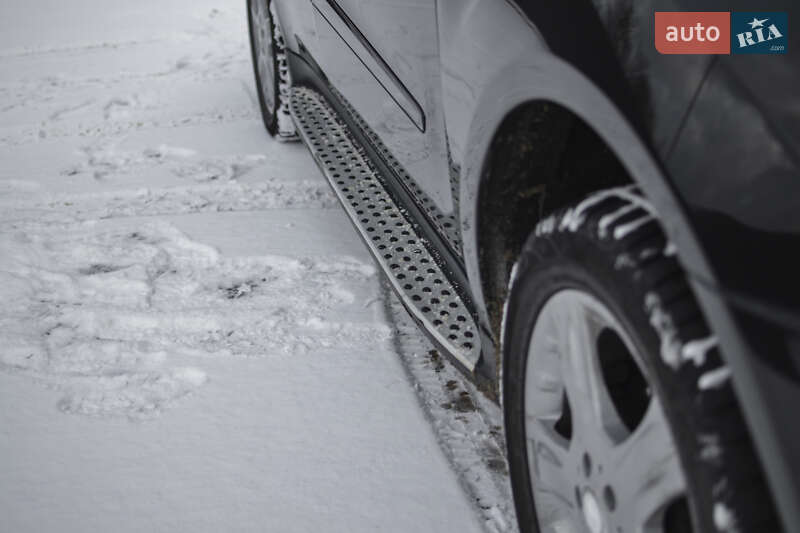 Позашляховик / Кросовер Mercedes-Benz M-Class 2009 в Самборі фото 46 Позашляховик / Кросовер Mercedes-Benz M-Class 2009 в Самборі