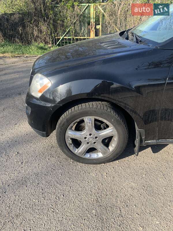 Внедорожник / Кроссовер Mercedes-Benz M-Class 2006 в Запорожье