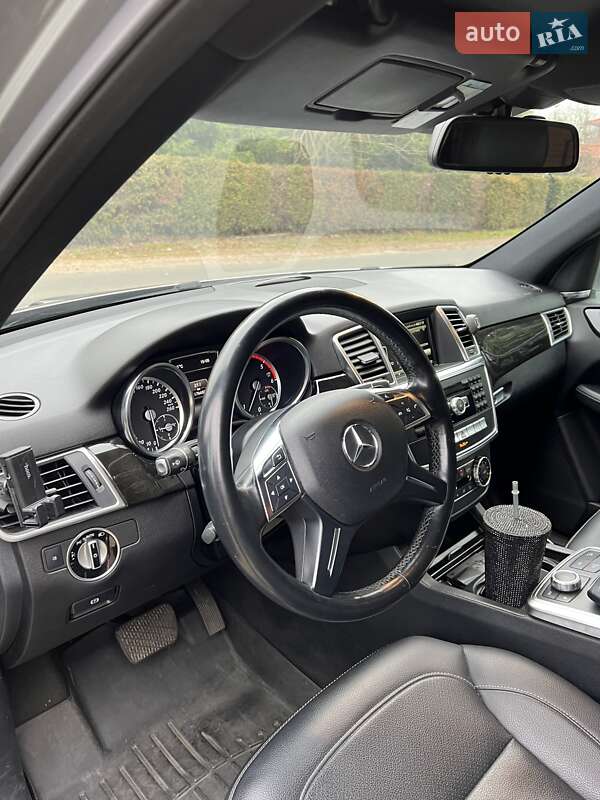 Внедорожник / Кроссовер Mercedes-Benz M-Class 2015 в Днепре