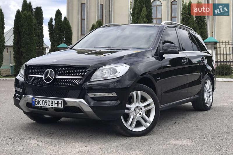 Позашляховик / Кросовер Mercedes-Benz M-Class 2011 в Києві фото 4 Позашляховик / Кросовер Mercedes-Benz M-Class 2011 в Києві