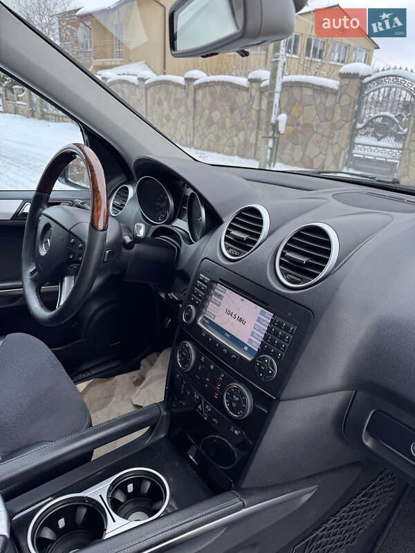 Позашляховик / Кросовер Mercedes-Benz M-Class 2006 в Івано-Франківську