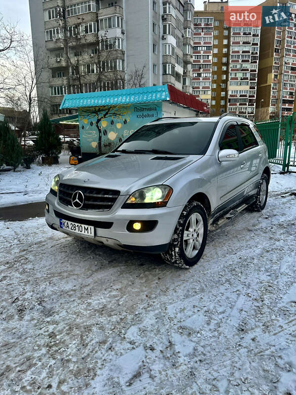 Внедорожник / Кроссовер Mercedes-Benz M-Class 2005 в Киеве фото 2 Внедорожник / Кроссовер Mercedes-Benz M-Class 2005 в Киеве
