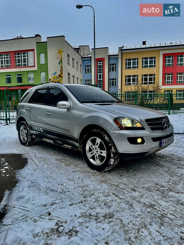 Внедорожник / Кроссовер Mercedes-Benz M-Class 2005 в Киеве фото 6 Внедорожник / Кроссовер Mercedes-Benz M-Class 2005 в Киеве