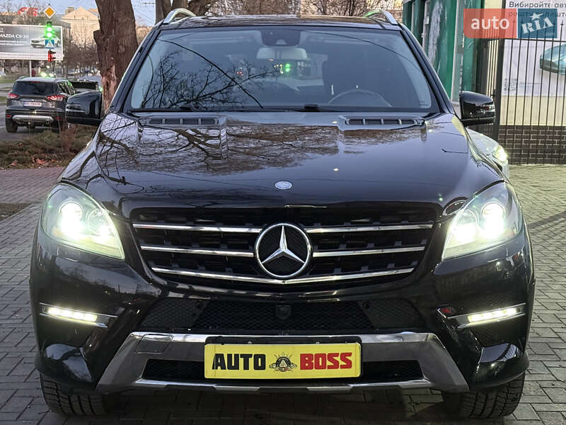 Позашляховик / Кросовер Mercedes-Benz M-Class 2014 в Миколаєві фото 8 Позашляховик / Кросовер Mercedes-Benz M-Class 2014 в Миколаєві