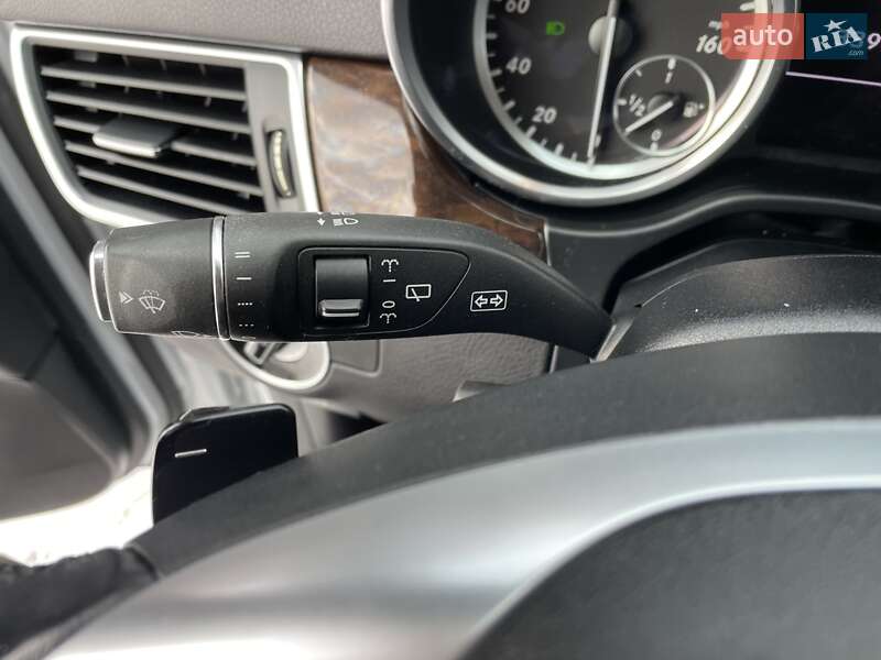 Позашляховик / Кросовер Mercedes-Benz M-Class 2012 в Ковелі