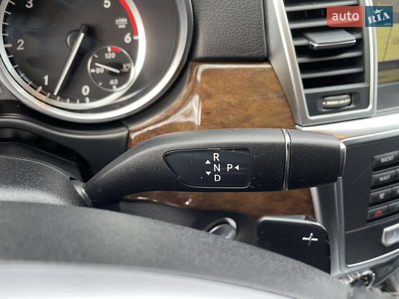 Позашляховик / Кросовер Mercedes-Benz M-Class 2012 в Ковелі