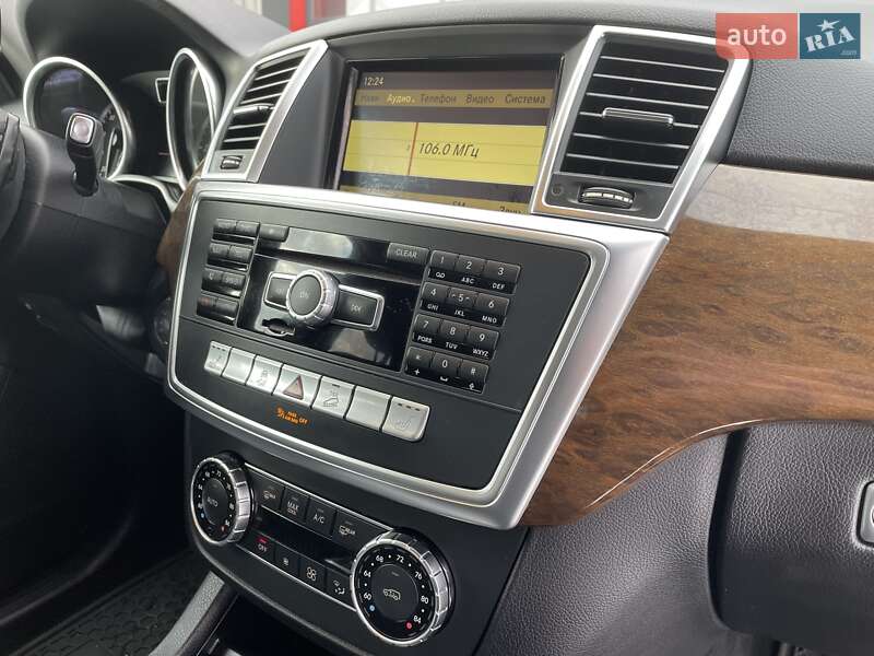 Позашляховик / Кросовер Mercedes-Benz M-Class 2012 в Ковелі