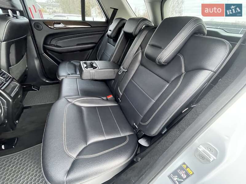 Позашляховик / Кросовер Mercedes-Benz M-Class 2012 в Ковелі